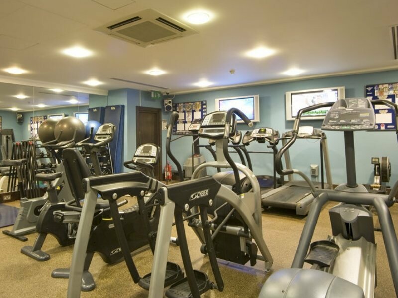 Фото Crowne Plaza London - Gatwick Airport