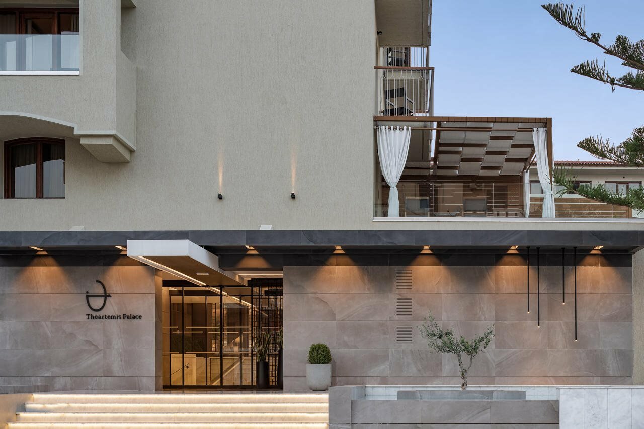 Фото Theartemis Palace Hotel