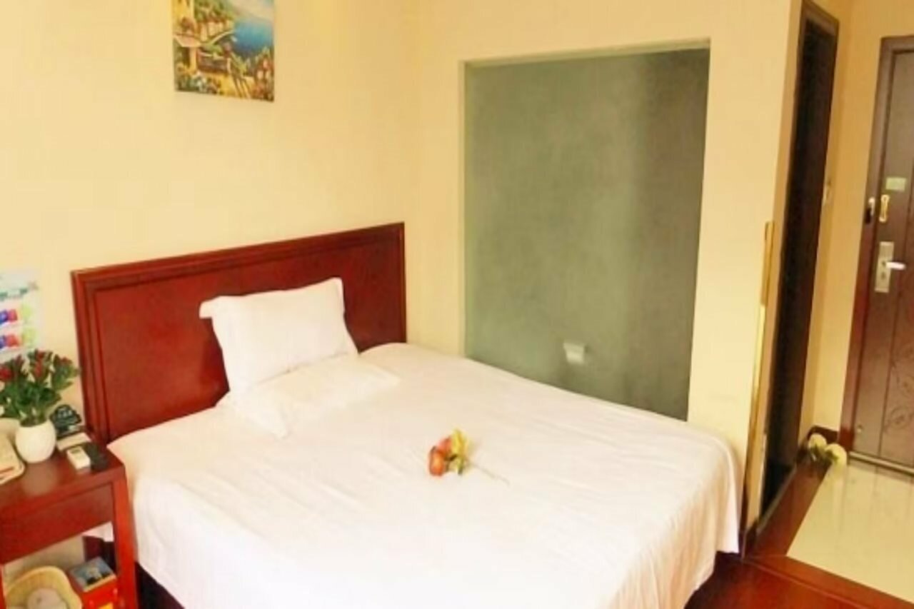 Фото GreenTree Inn Nantong Haimen Bus Statian Shell Hotel