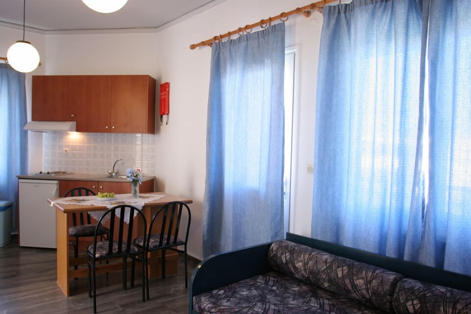 Фото Hotel Koukouras