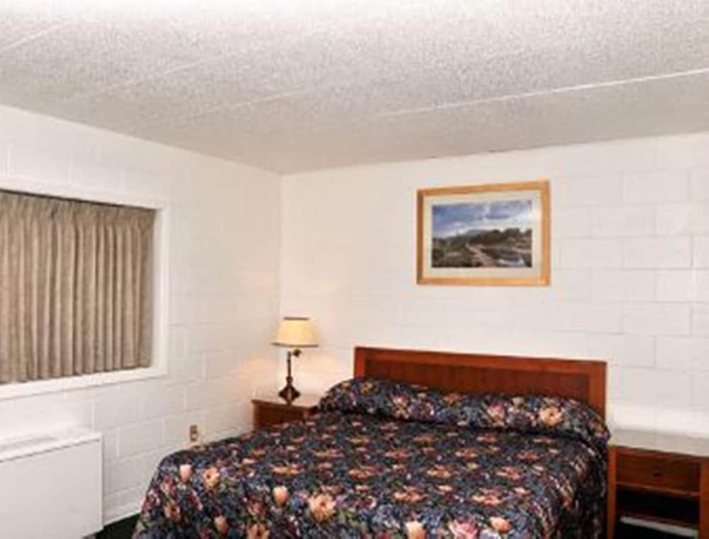 Фото Moosejaw Inn