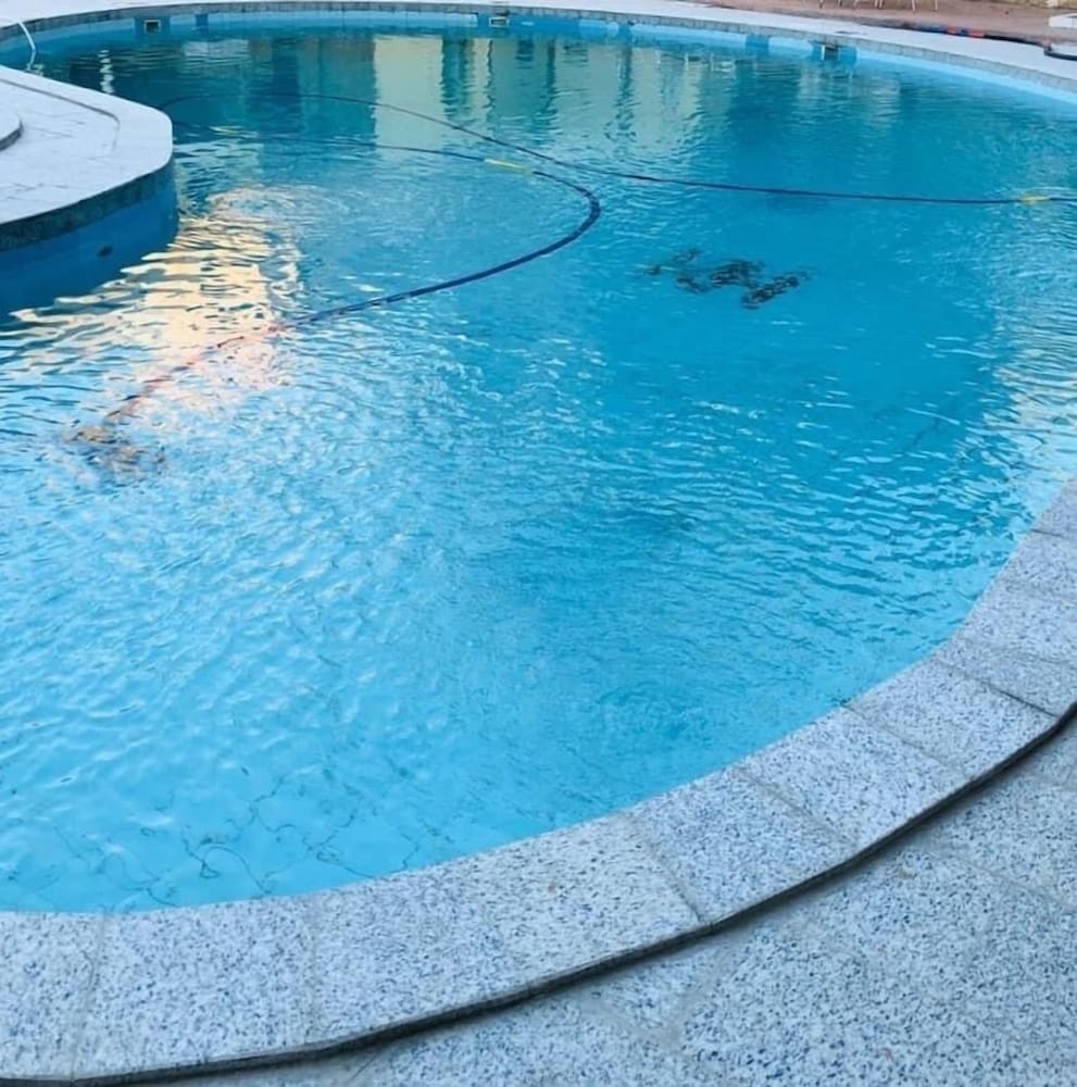 Фото Karnak Hotel