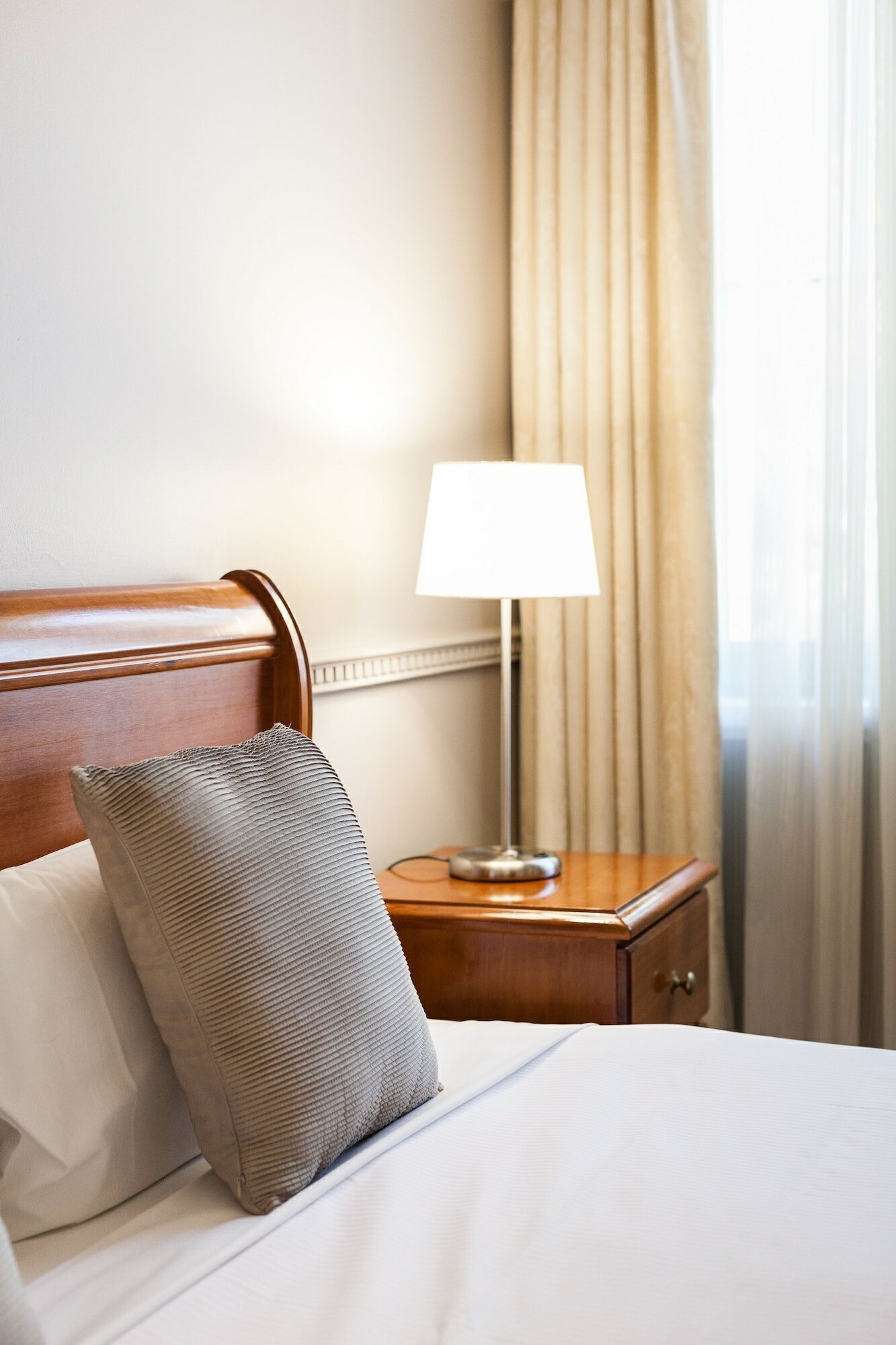 Фото Majestic Tynte Street Hotel