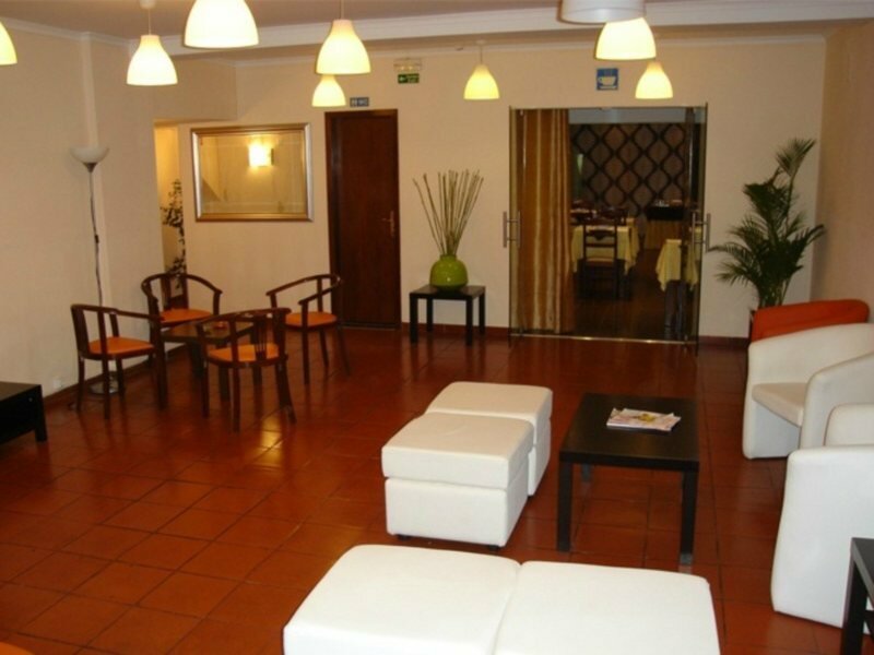 Фото Dinya Lisbon Hotel & Lounge Bar