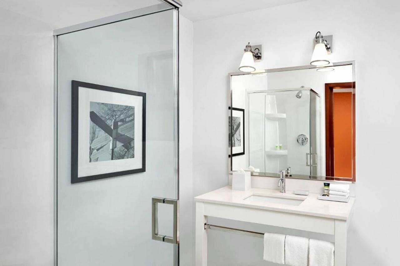 Фото Grand Park Vancouver Airport