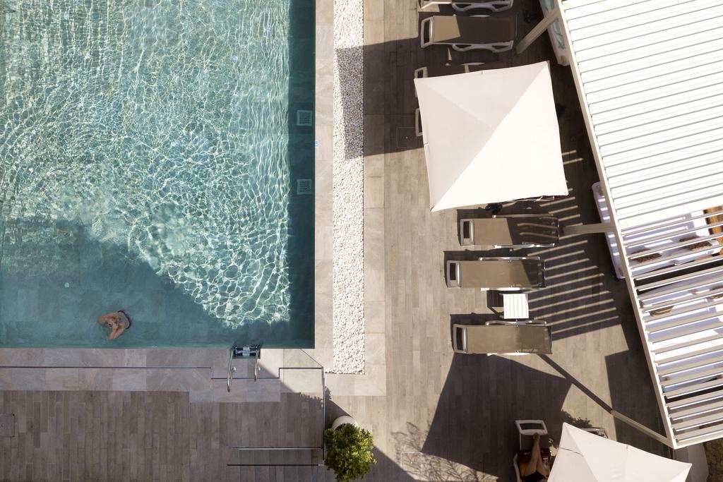 Фото Hotel Fénix Torremolinos - Adults Only Recommended