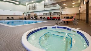 Гостиница Best Western Plus Airport Inn & Suites