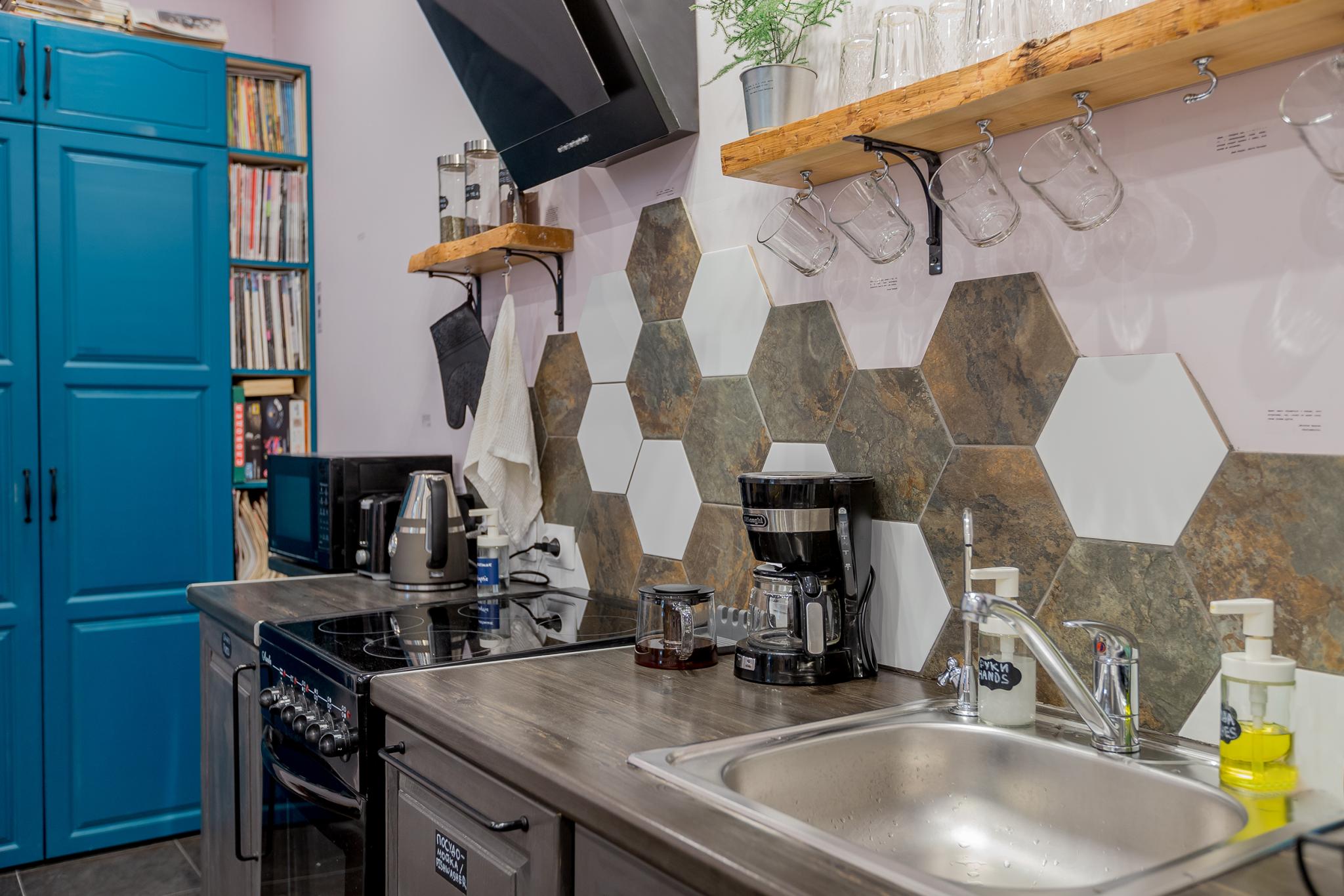 Фото BookCase Hostel