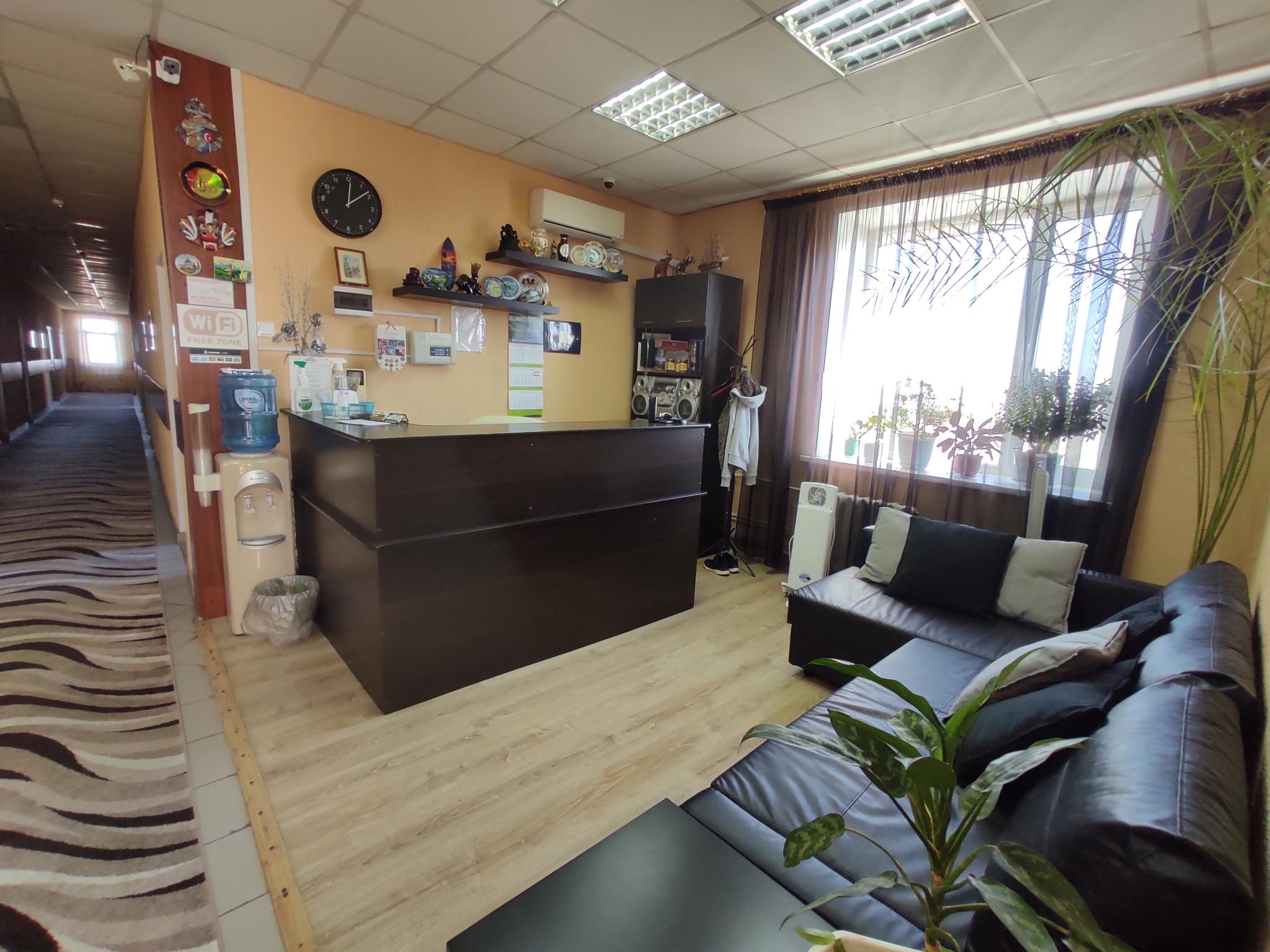 Фото отеля 2