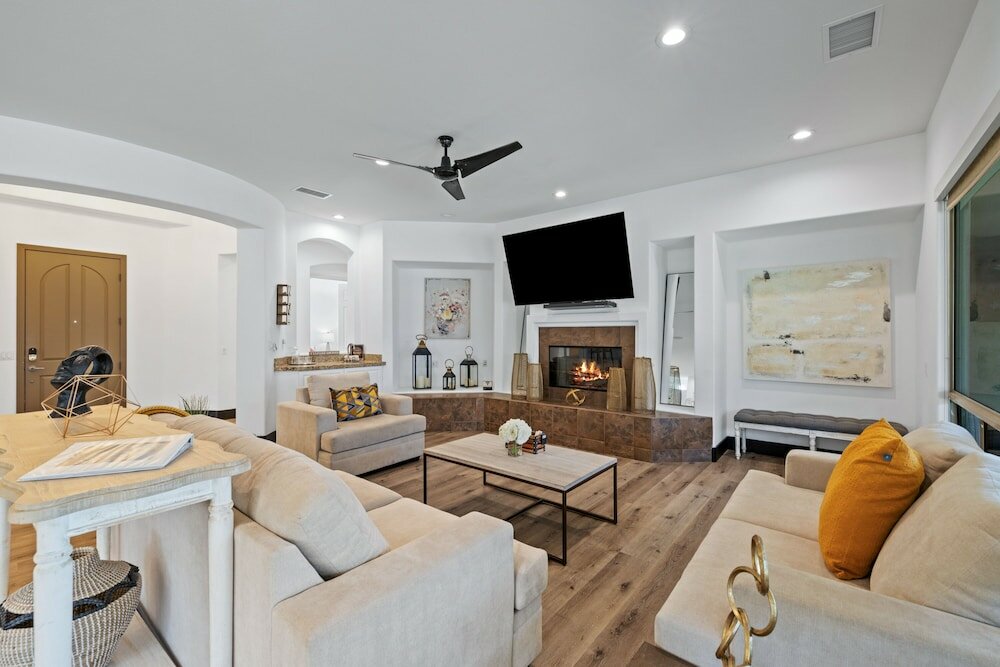 Фото Super Mario Hideout Desert Dream