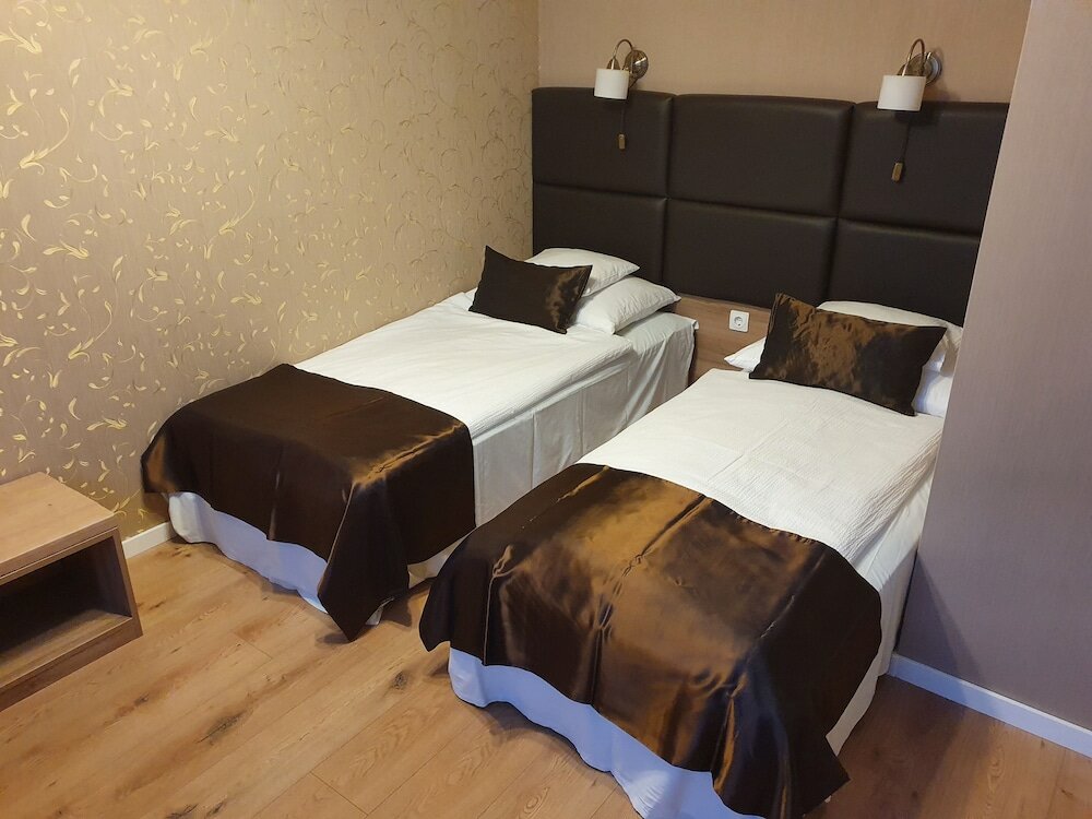 Фото Károlyi Panzió