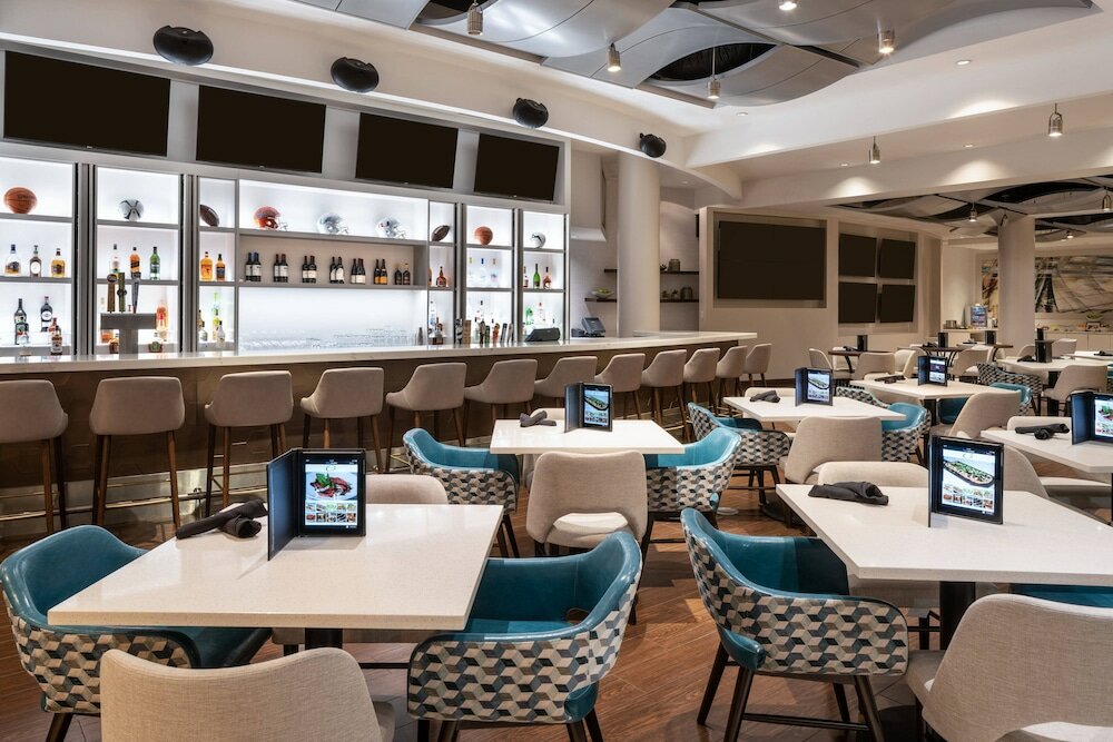 Фото Courtyard by Marriott Miami Airport