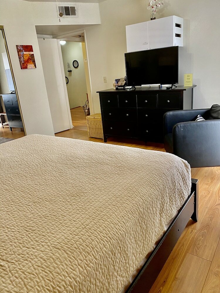 Фото Glendale Apartment Rental by Owner