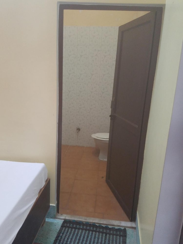 Фото Baba Guest House