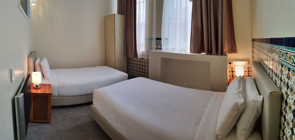 Фото Grand Central Serviced Apartments