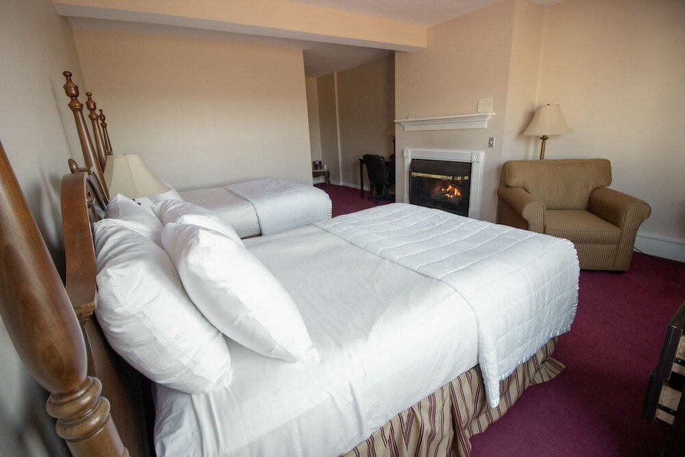 Фото The Lucerne Inn