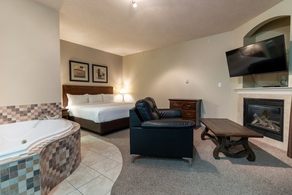 Фото BCMInns Lac La Biche