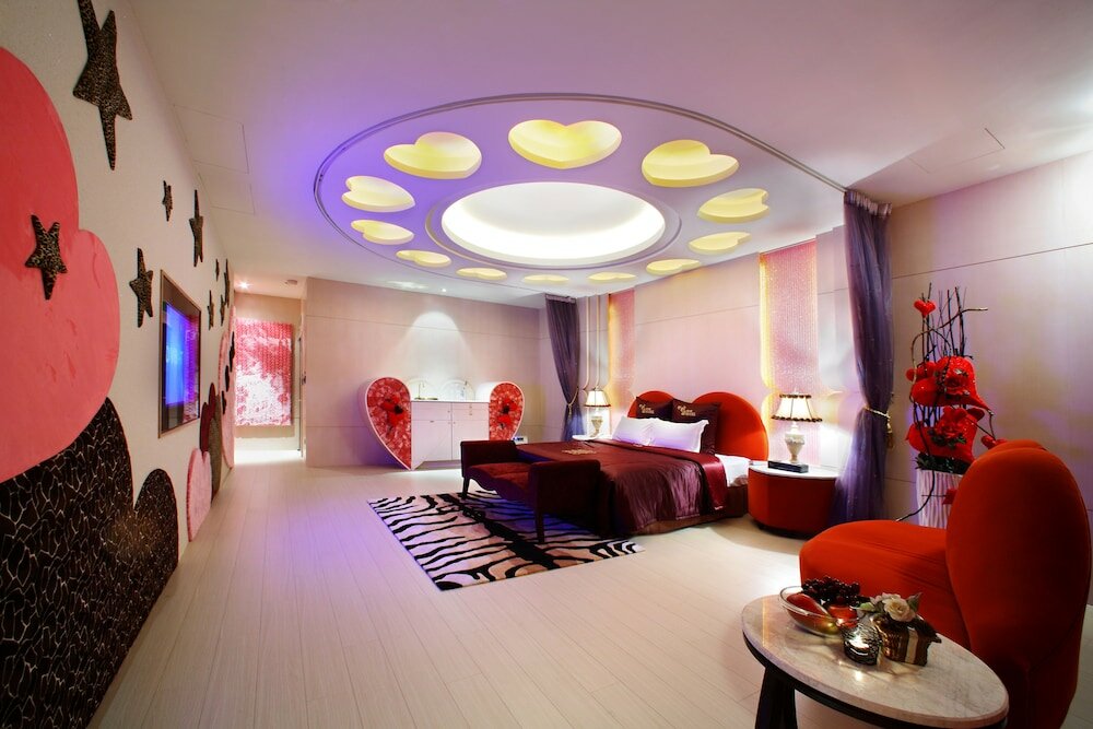 Фото Young Motel