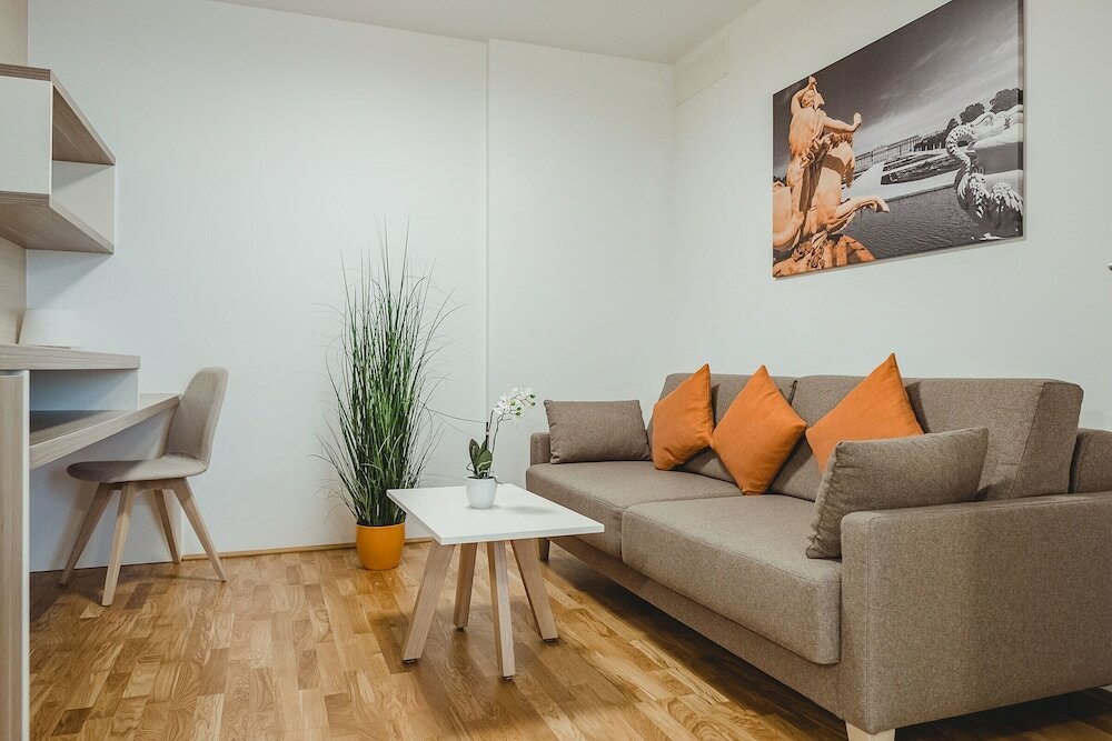 Фото Oliver Apartments