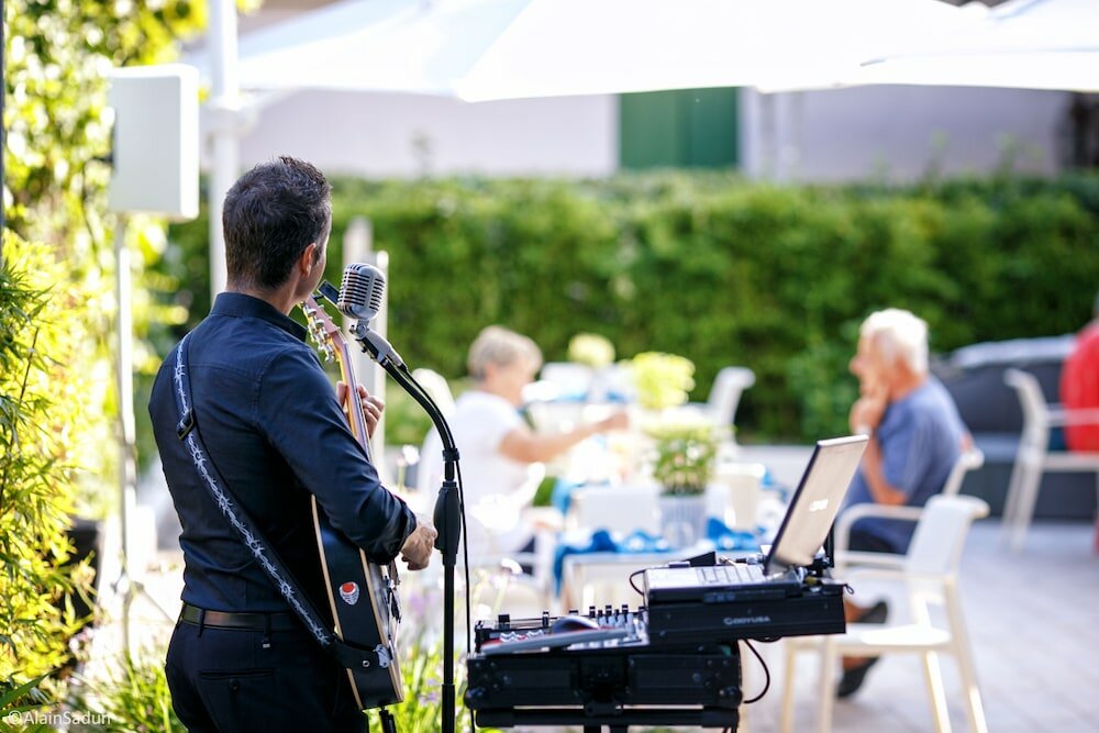 Фото Hotel The One