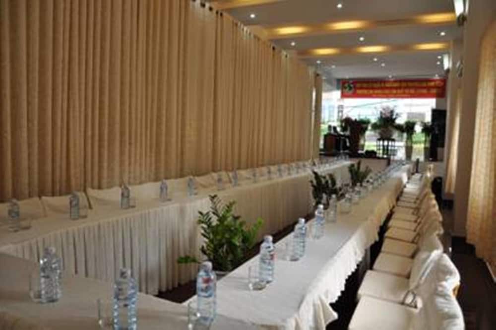 Фото A25 Hotel - 137 Nguyen Du Dn