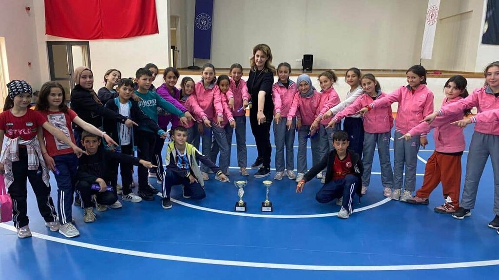 Primary school Cesmecik Governor Kemal Katitas Secondary School, Kadinhani, photo