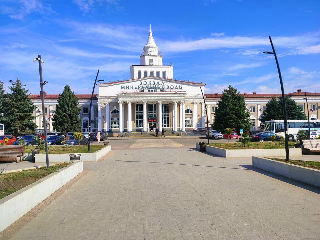 Estación de tren Zheleznodorozhny vokzal Mineralnyye vody, , foto