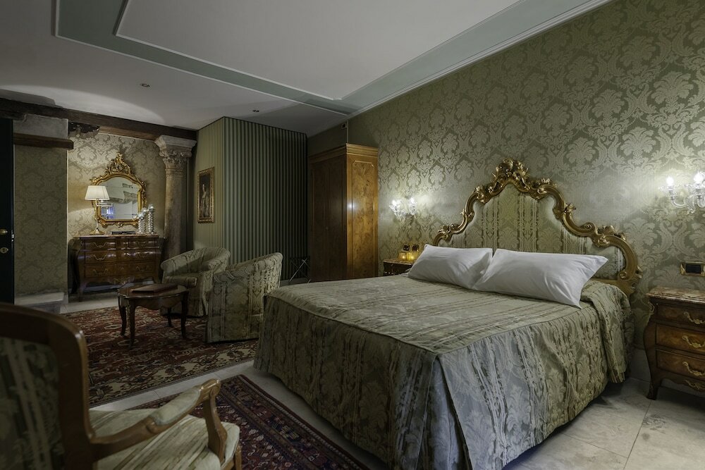 Фото Hotel Al Ponte Antico