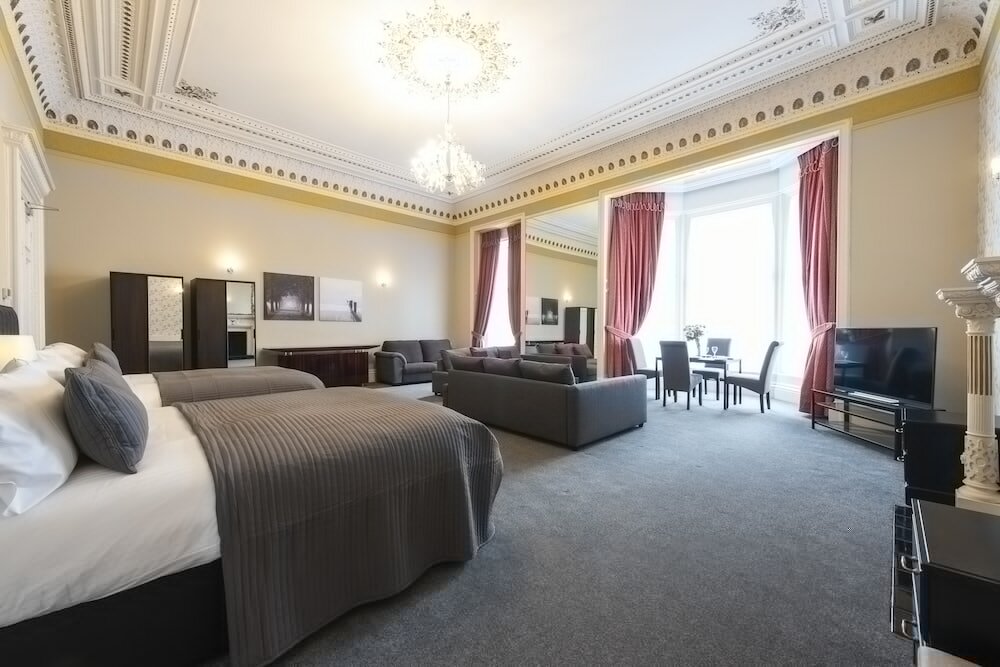 Short-term housing rental Grosvenor Suites, Edinburgh, photo