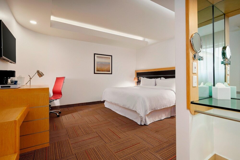 Фото Four Points by Sheraton Mexico City, Colonia Roma