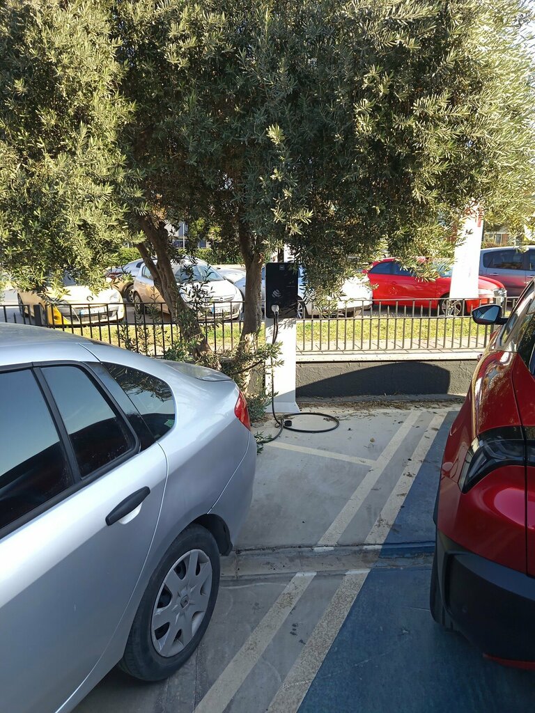 Electric car charging station Esarj Charging Station, Izmir, photo