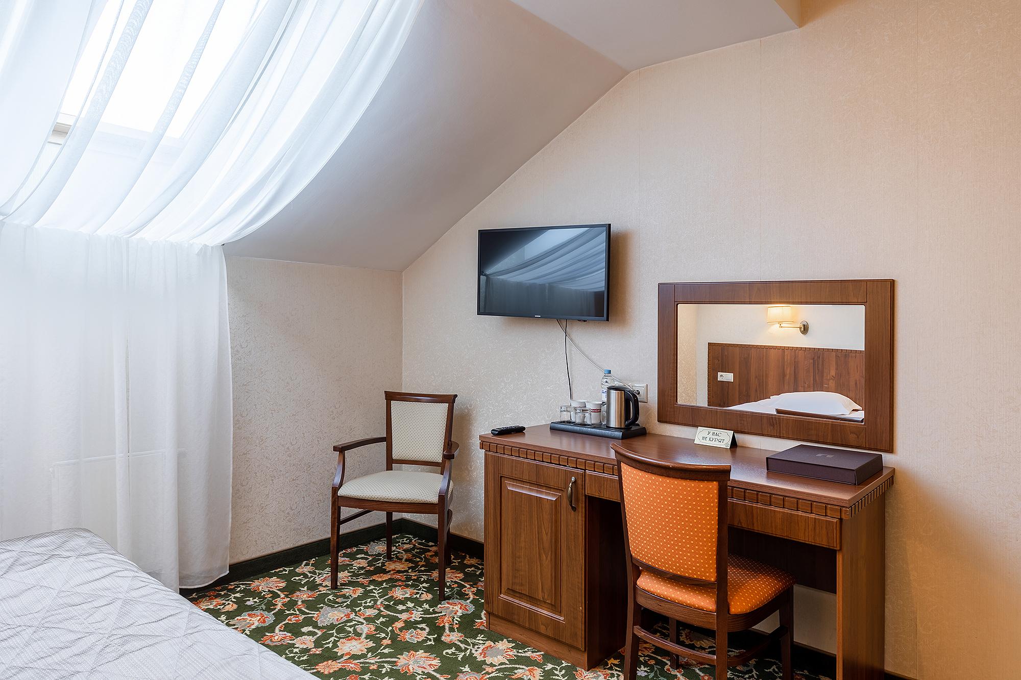 Фото Двор Подзноева, Бизнес корпус