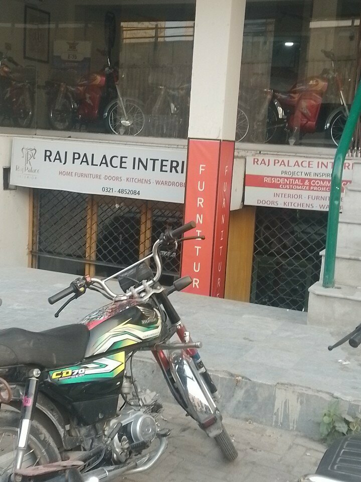 Furniture store Raj Palace Interior, Lahore, photo