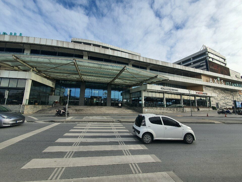Торговый центр Axis İstanbul, Стамбул, фото
