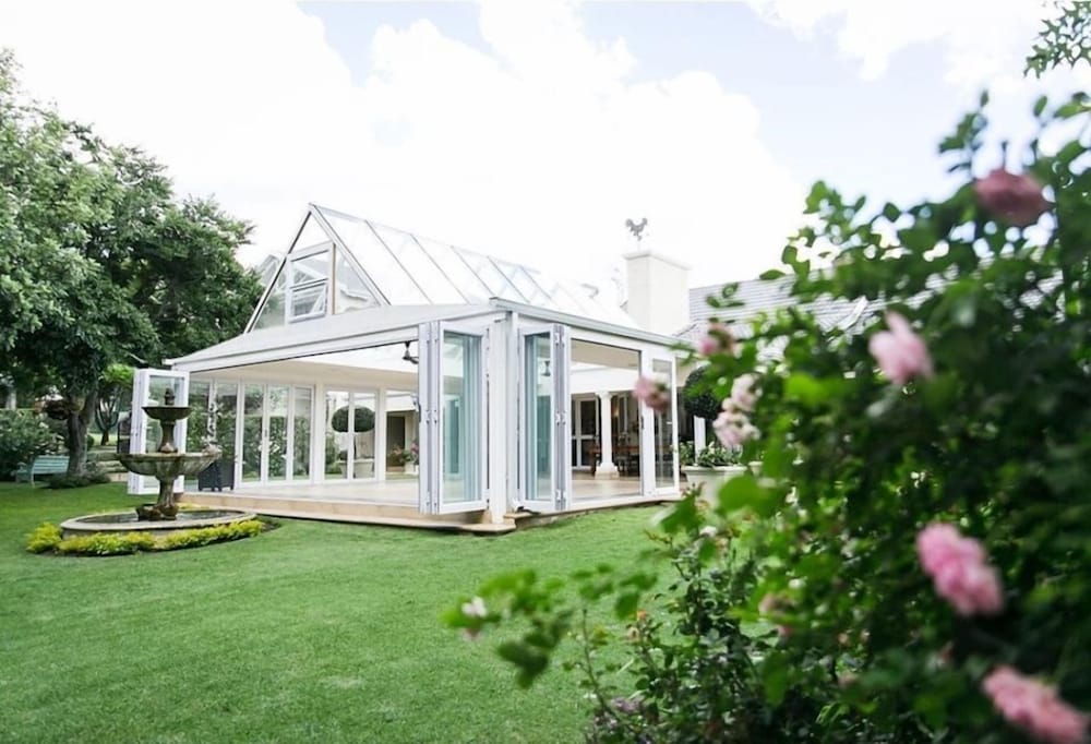 Фото Burkleigh House