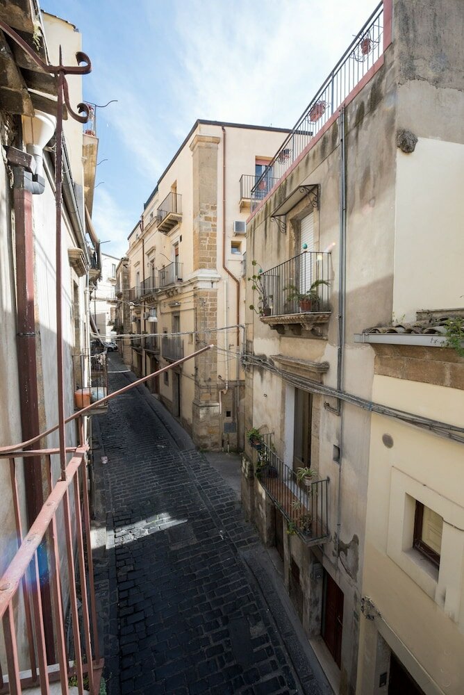 Фото La Rosa Antica