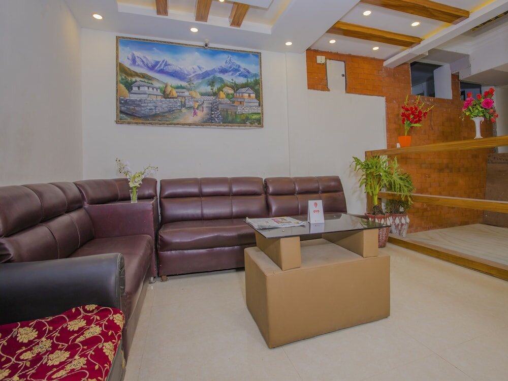 Фото Oyo 160 Hotel Shraddha Palace