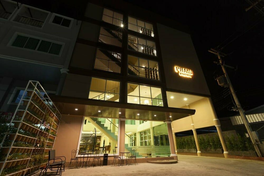 Hotel Pranee Home, Earth, photo