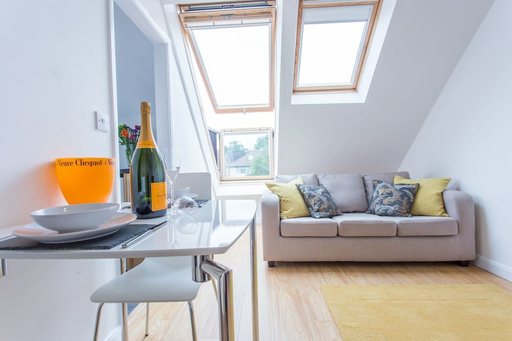 Фото The Rana Apartments