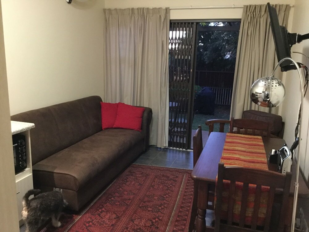 Фото A Little Guesthouse