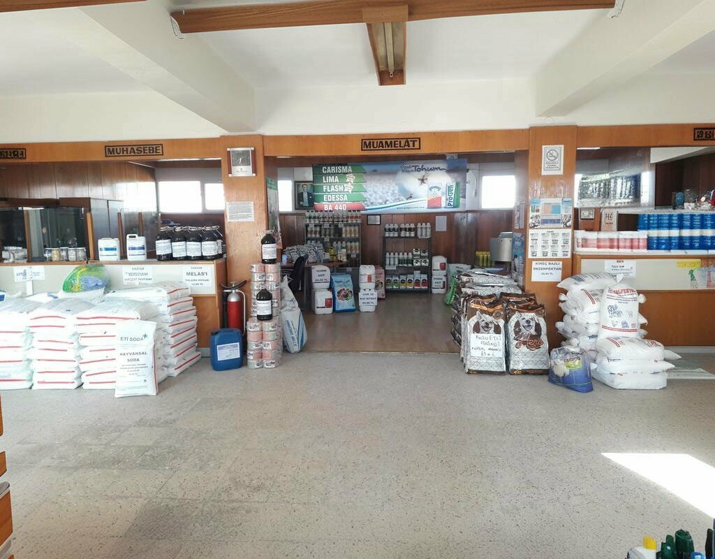 Agricultural goods S. S. 194 No'lu Altinova Pamuk Tarim Satis Kooperatifi, Ayvalik, photo