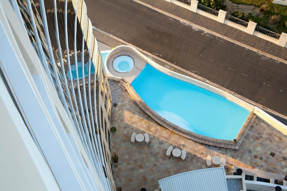 Apartments Loddeys Ocean View Apartments, Capetown, photo