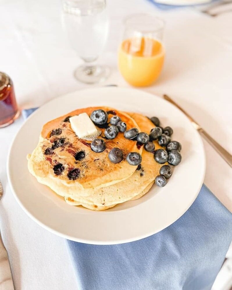 Фото Castle Manor Inn