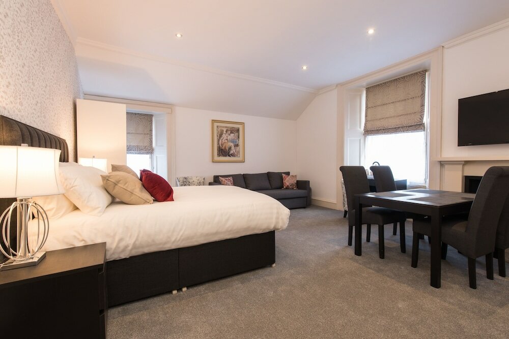 Фото Royal Princes Suites