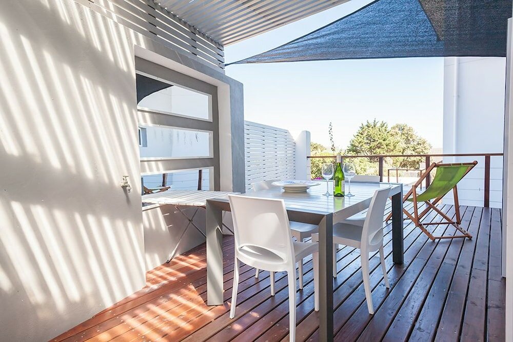 Фото Greenways Beach House