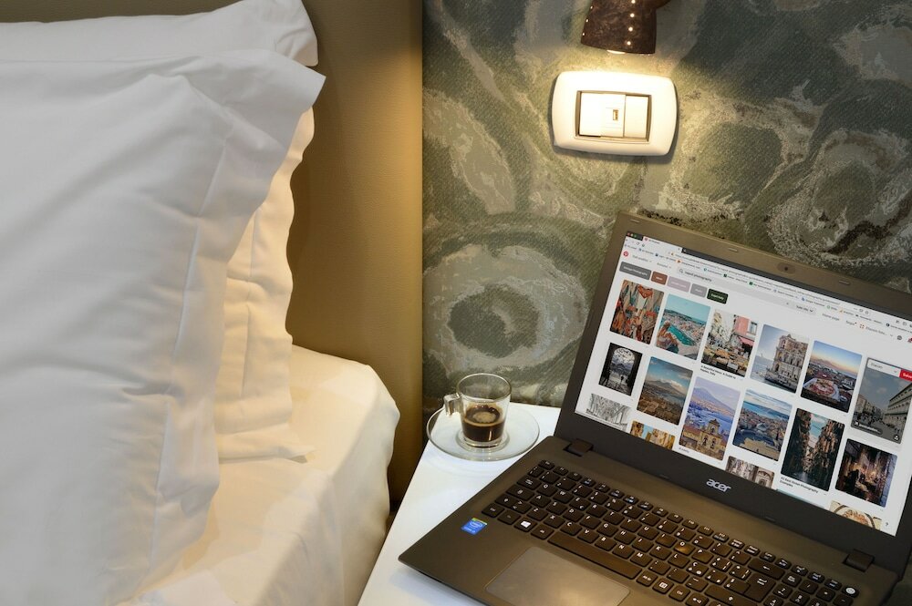 Фото Napoliseason Rooms and Breakfast