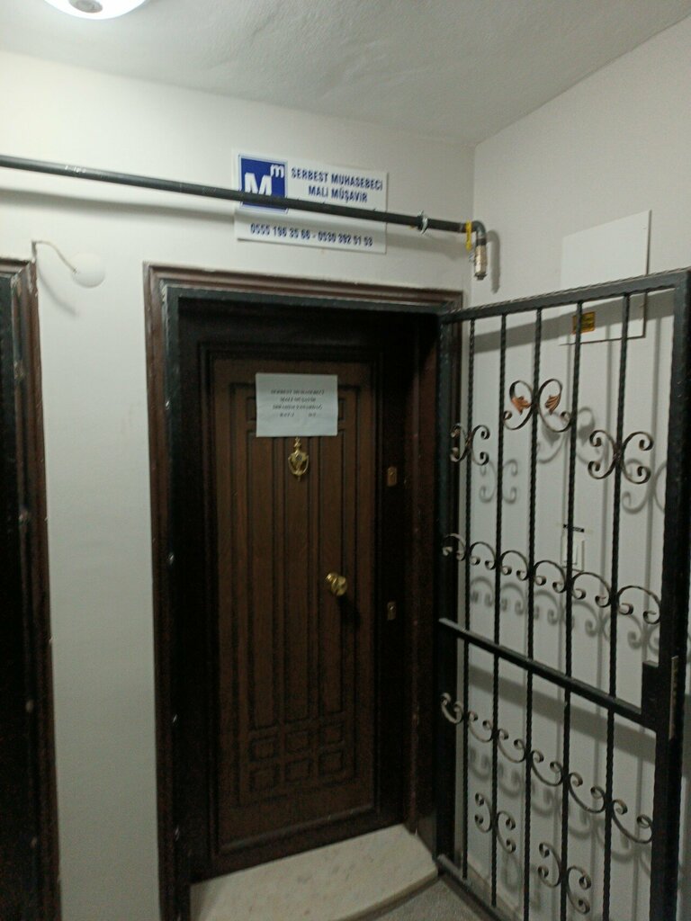 Tax consultants Certified Public Accountant Ibrahim Yanardag, Izmir, photo