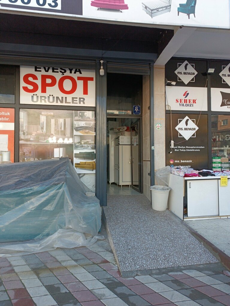 Second-hand shop Bir Evesya, Ankara, photo