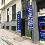 Elif Laundry (İstanbul, Beyoğlu, Şahkulu Mah., Kumbaracı Yokuşu Sok., 16A) ، التنظيف الجاف