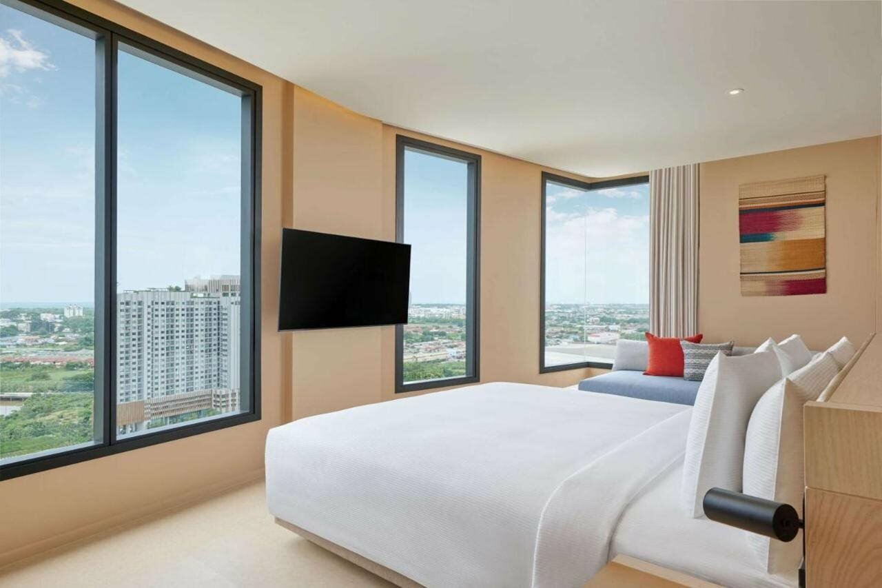 Фото Hilton Garden Inn Rayong